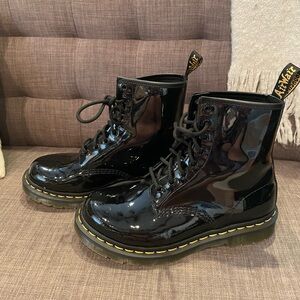 Dr. Martens in great shape!!